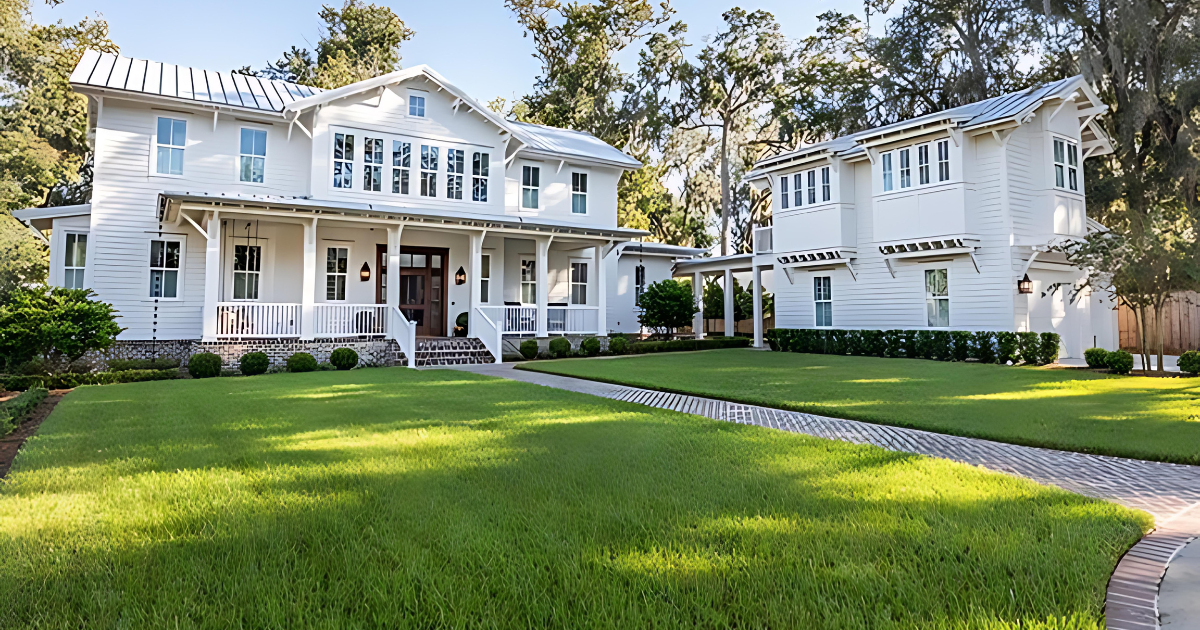 Southern Colonial Homes - House Plan Old Oyster Retreat (153158) front view